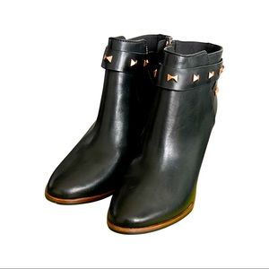 Ted Baker Black Ankle Booties Rose Gold Detail Size 7.5 Brand New Never Worn